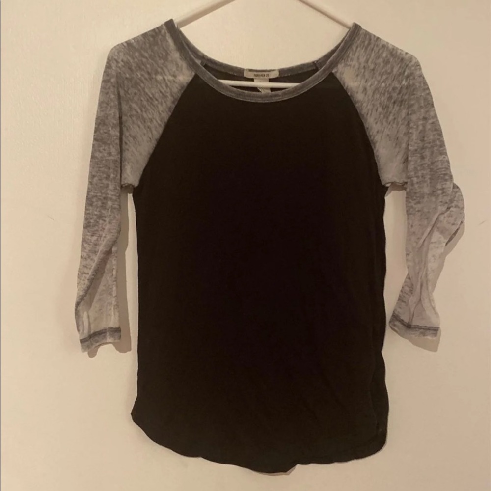 Women’s baseball tee